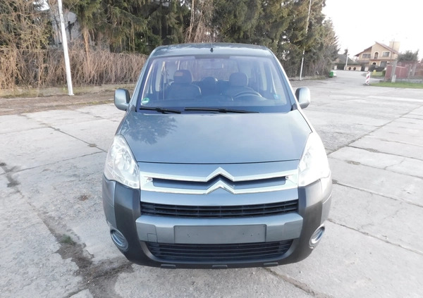 Citroen Berlingo cena 24900 przebieg: 220000, rok produkcji 2009 z Jarosław małe 379